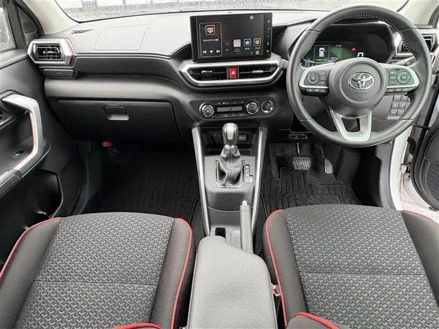 Toyota Rize Z 2021 photo 2