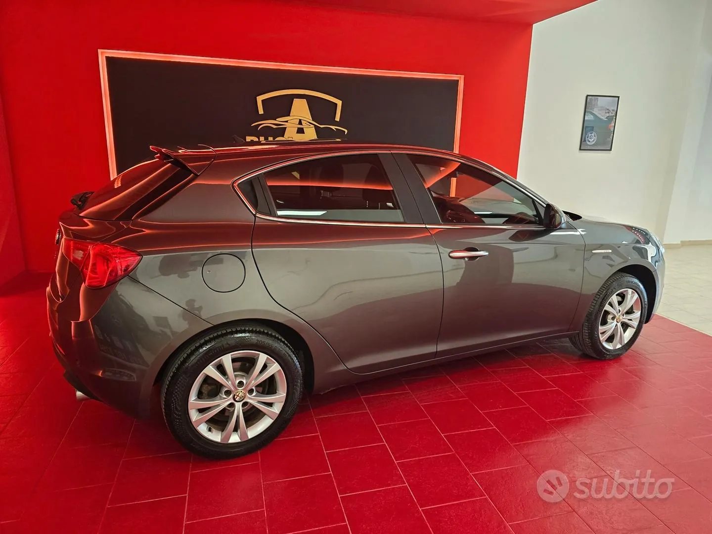 Alfa Romeo Giulietta 2013 photo 4