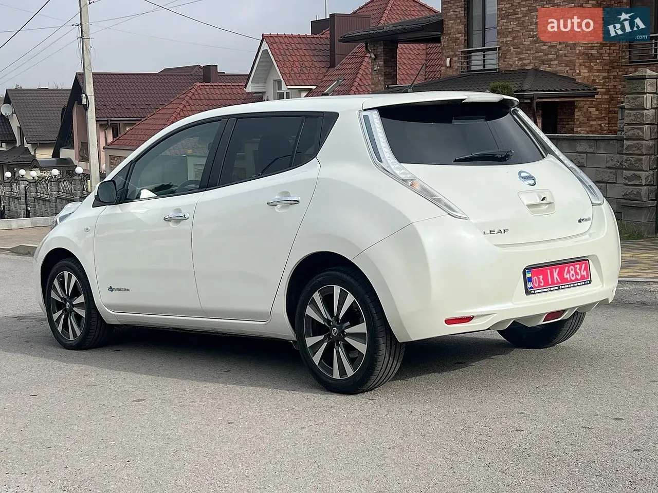 Nissan Leaf 2014 photo 5