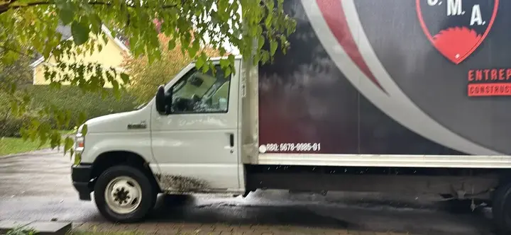 Ford E-450 2023 photo 3