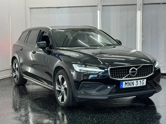 Volvo V60 Cross Country 2022 photo 3