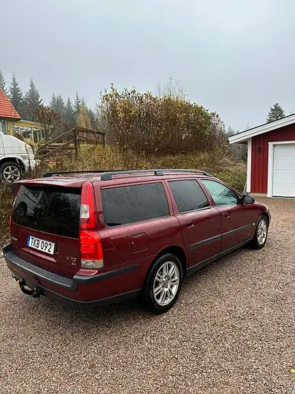 Volvo V70 2002 photo 3