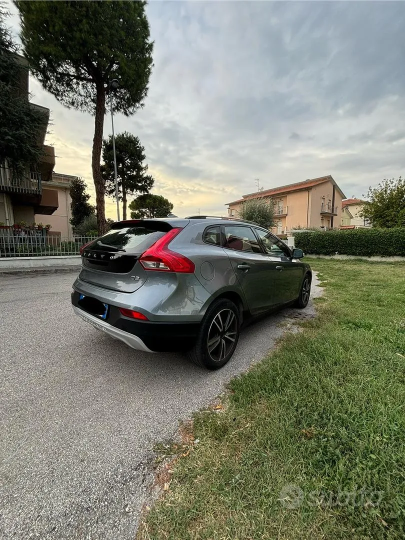 Volvo V40 2016 photo 3