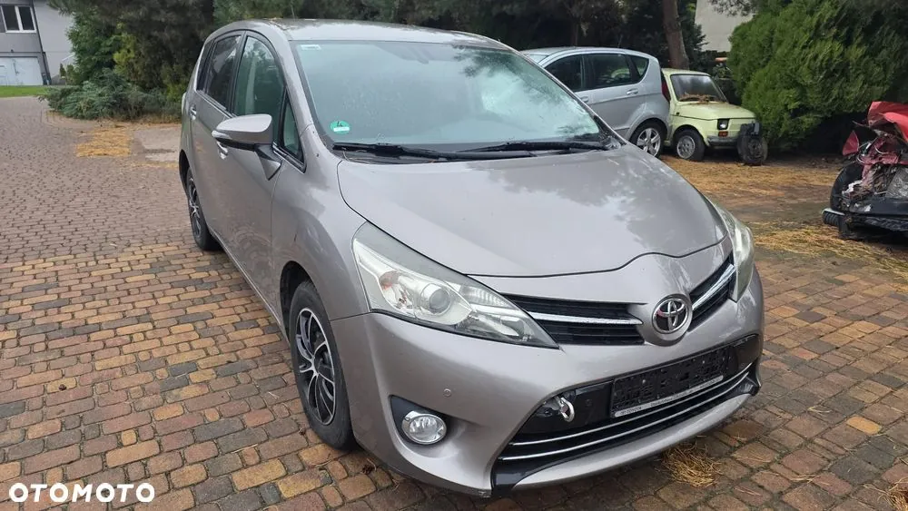 Toyota Verso 2014 photo 5