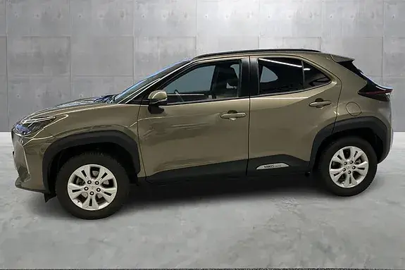 Toyota Yaris Cross 2025 photo 2
