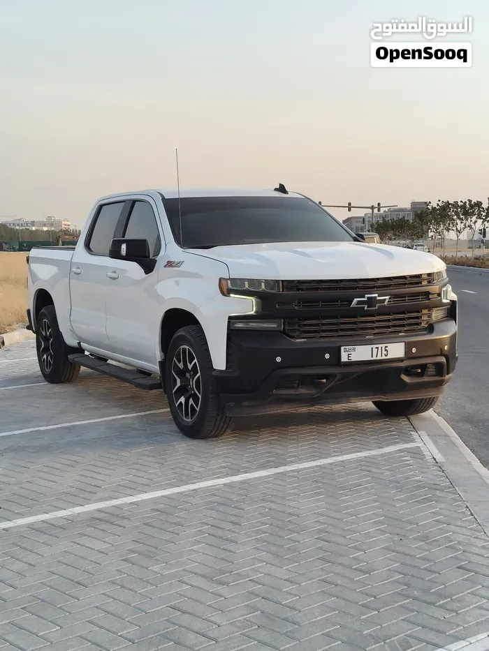 Chevrolet Silverado 2021 photo 3