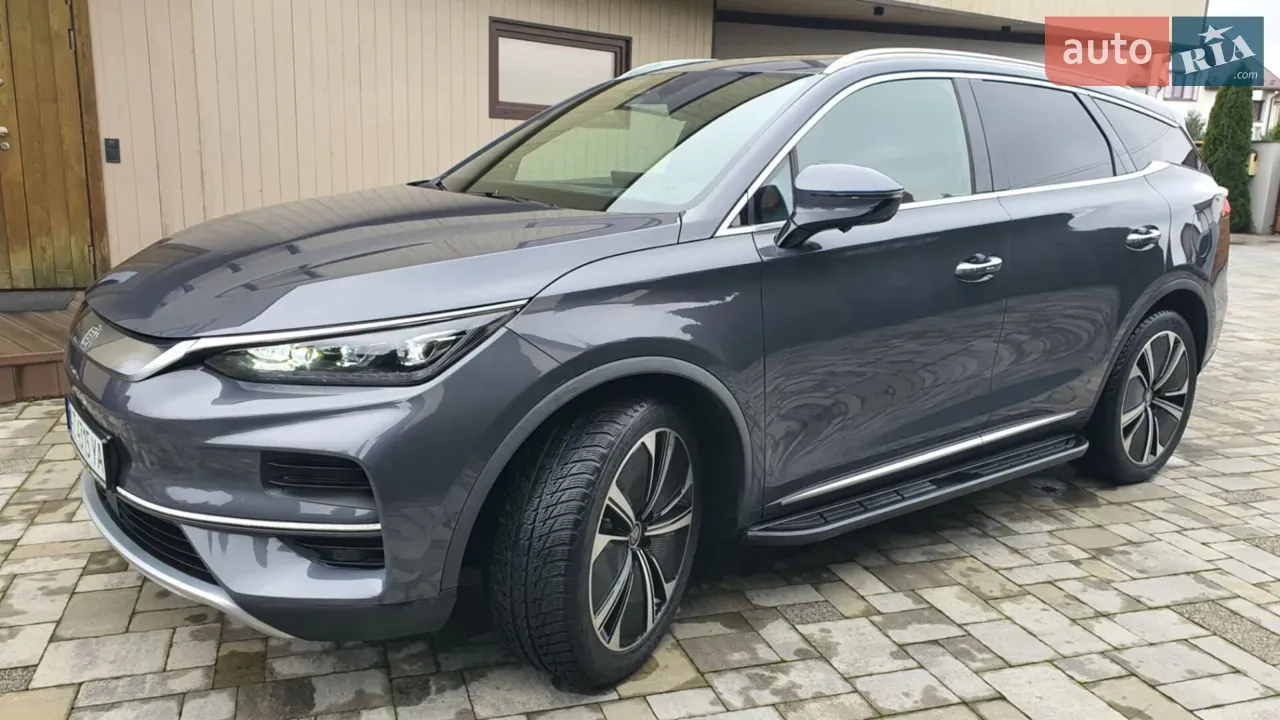 BYD Tang 2022 photo 2