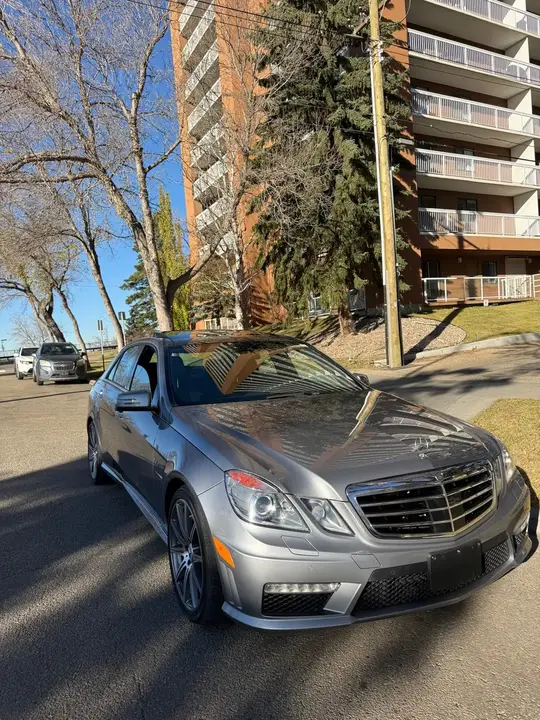 Mercedes-Benz E-Class 2012 photo 4