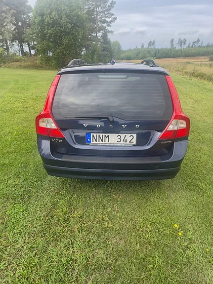 Volvo V70 2010 photo 4