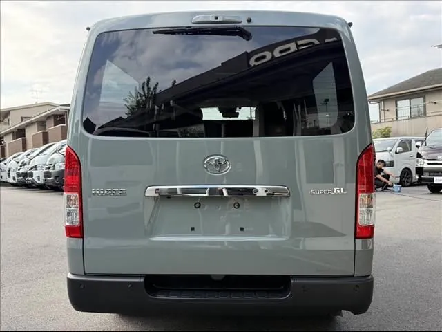 Toyota Hiace 2025 photo 3