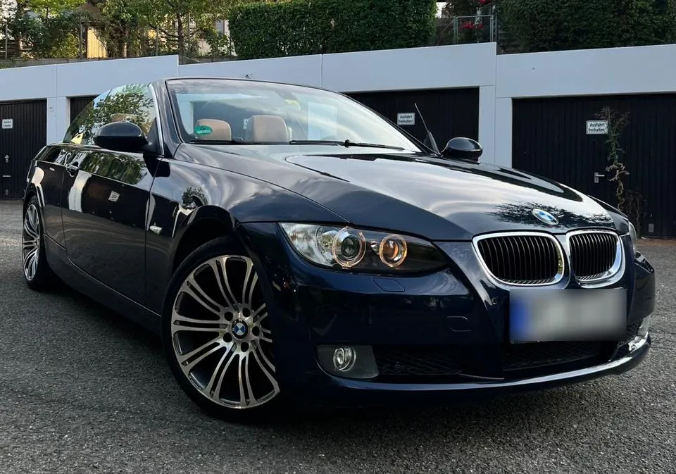 BMW 320I