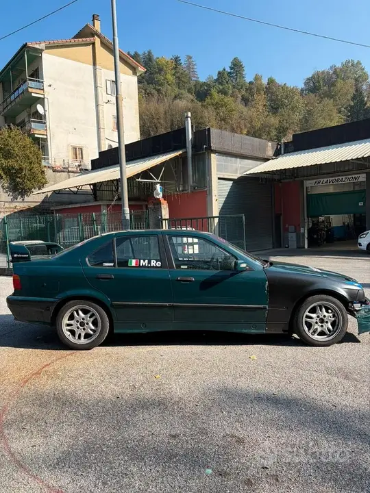 BMW 320I 1991 photo 2
