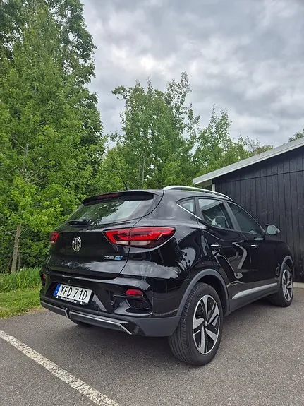 MG Zs Ev 2022 photo 2