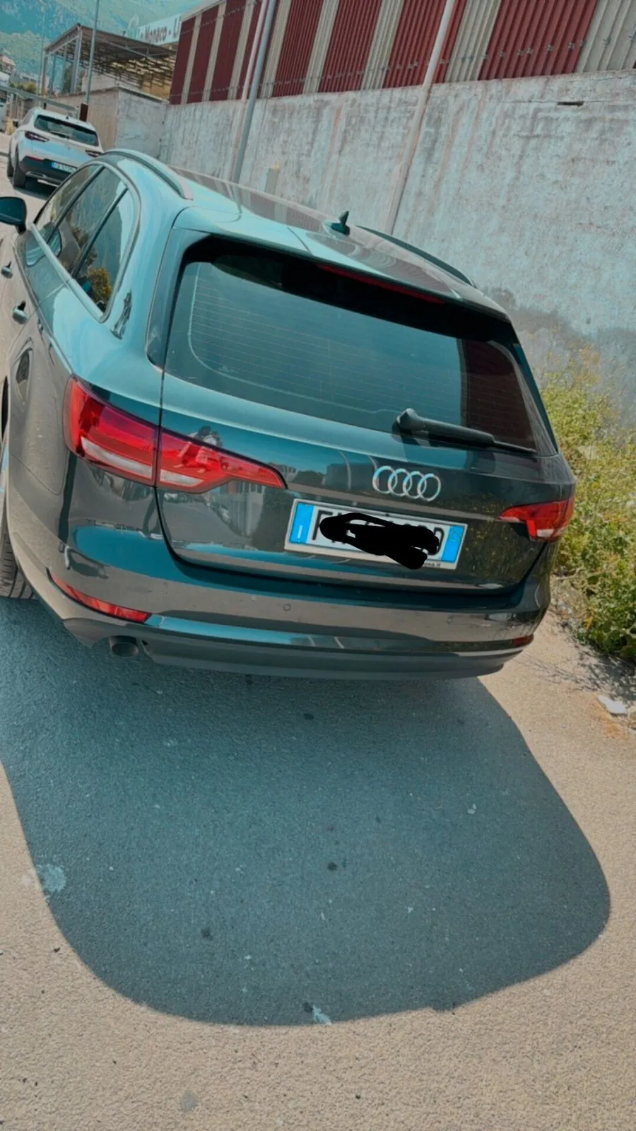 Audi A4 2017 photo 2