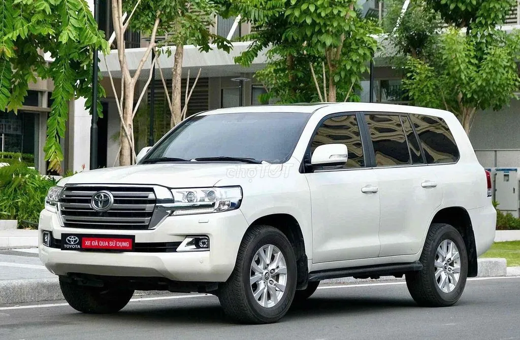 Toyota Land Cruiser 2020 photo 2
