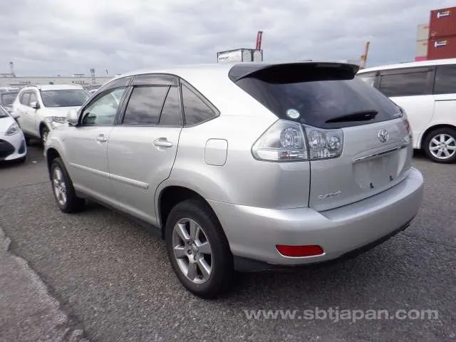Toyota Harrier 2003 photo 3
