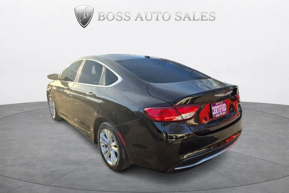 Chrysler 200 2015 photo 3