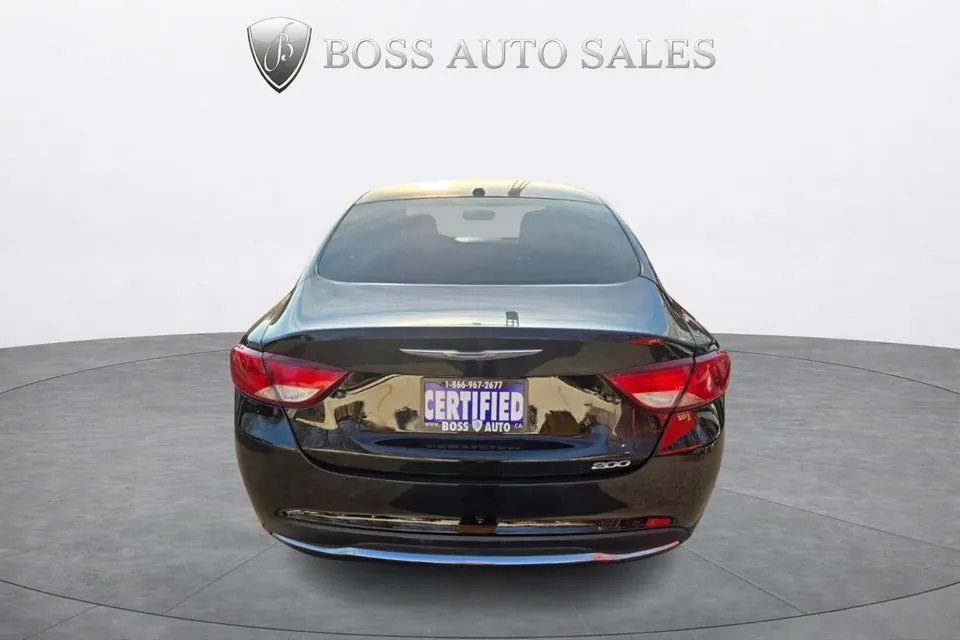 Chrysler 200 2015 photo 4