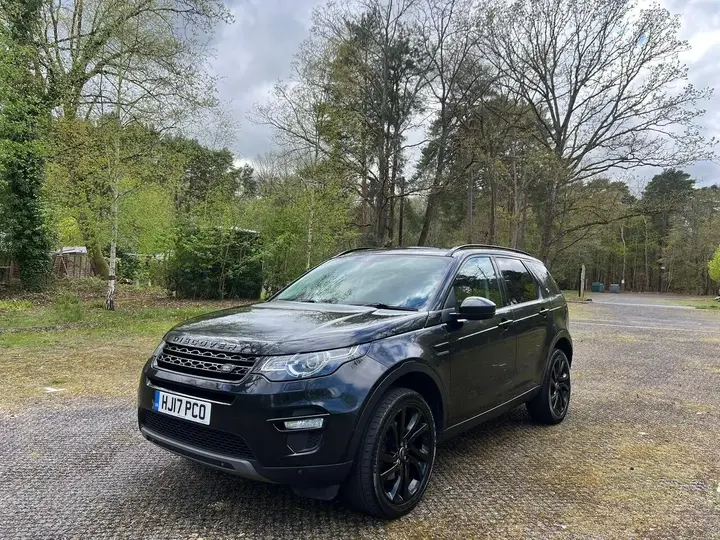 Land Rover Discovery Sport 2017 photo 3