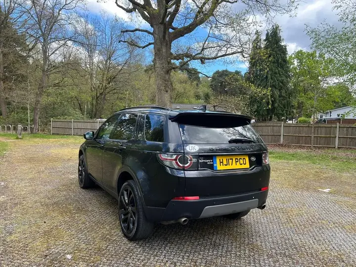 Land Rover Discovery Sport 2017 photo 5