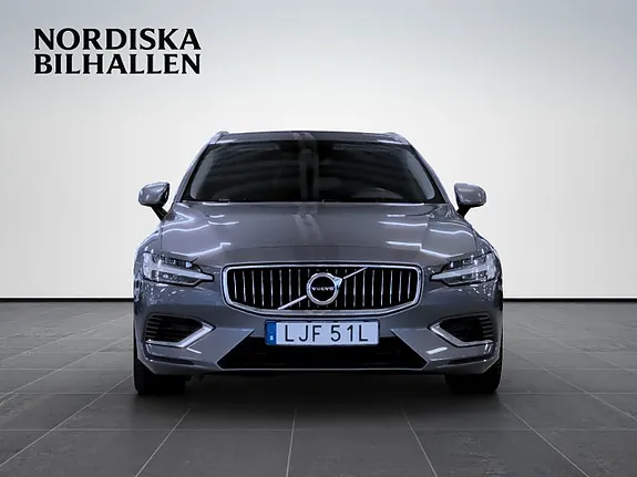 Volvo V60 2021 photo 2