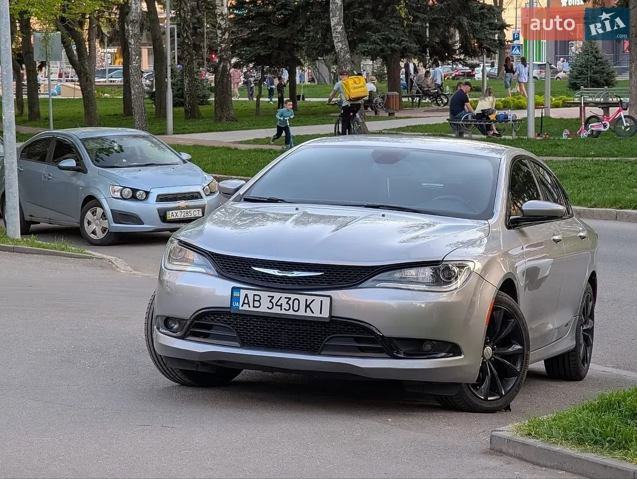 Chrysler 200