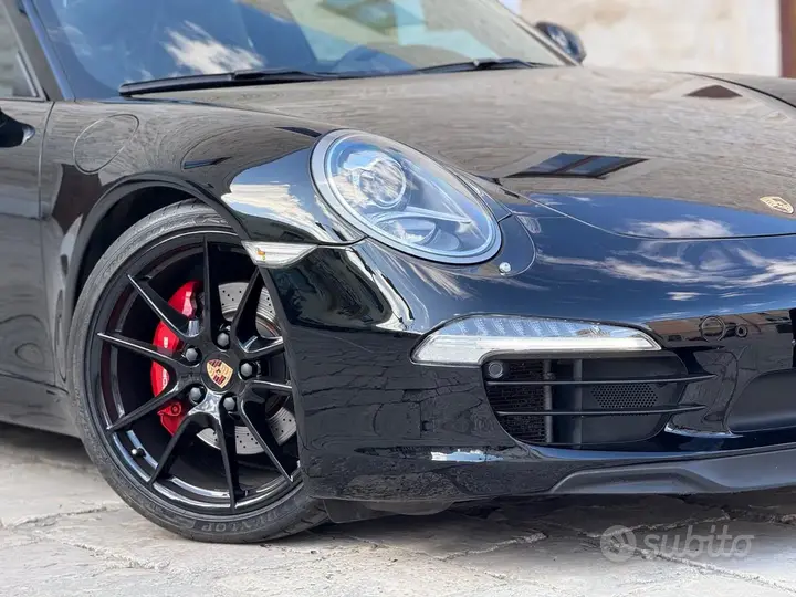 Porsche 911 2012 photo 3