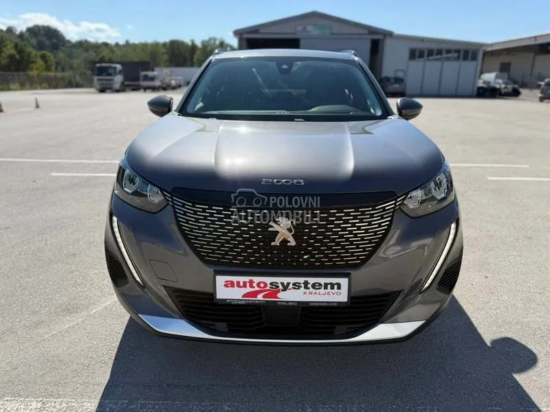 Peugeot 2008 2021 photo 2