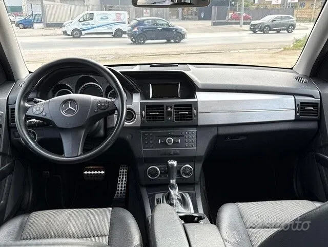 Mercedes-Benz Glk Class 2011 photo 4