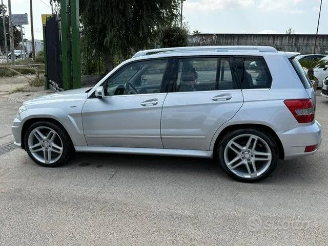 Mercedes-Benz Glk Class 2011 photo 5