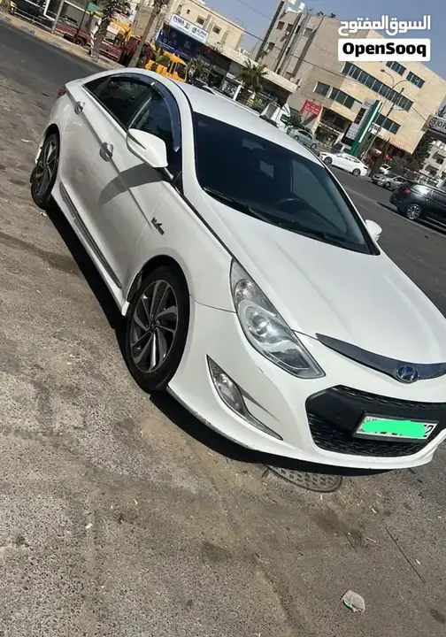 Hyundai Sonata 2014 photo 2