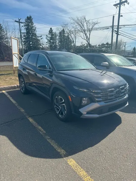 Hyundai Tucson Hybrid 2025 photo 3