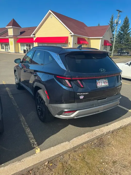 Hyundai Tucson Hybrid 2025 photo 2