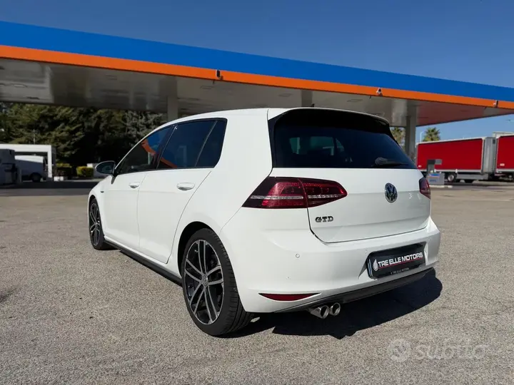 Volkswagen Golf 2017 photo 3