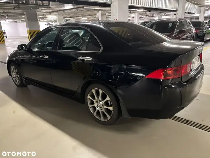 Honda Accord 2004 photo 4