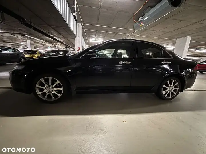 Honda Accord 2004 photo 3
