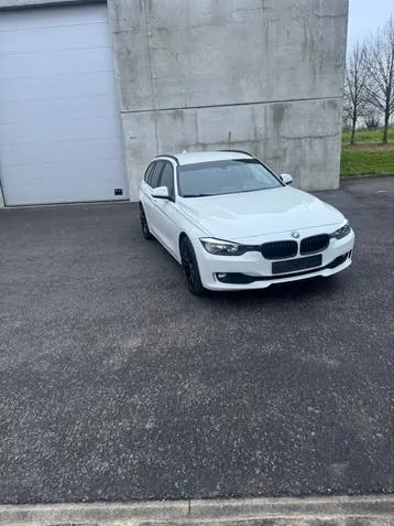 BMW 316I 2013 photo 2