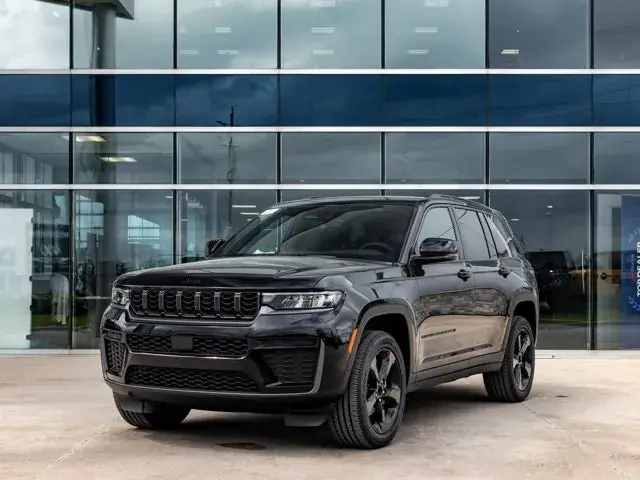 Jeep Grand Cherokee 2026 photo 2