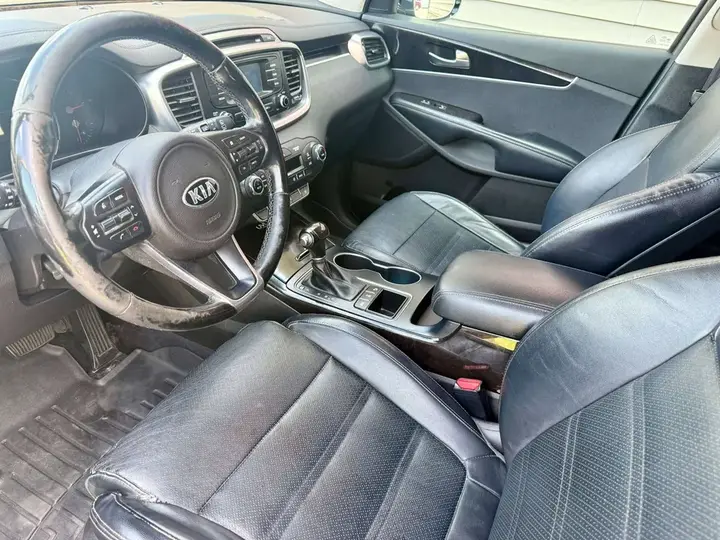 Kia Sorento 2016 photo 2