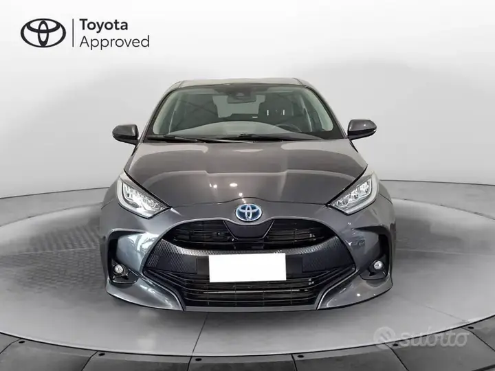 Toyota Yaris 2021 photo 2