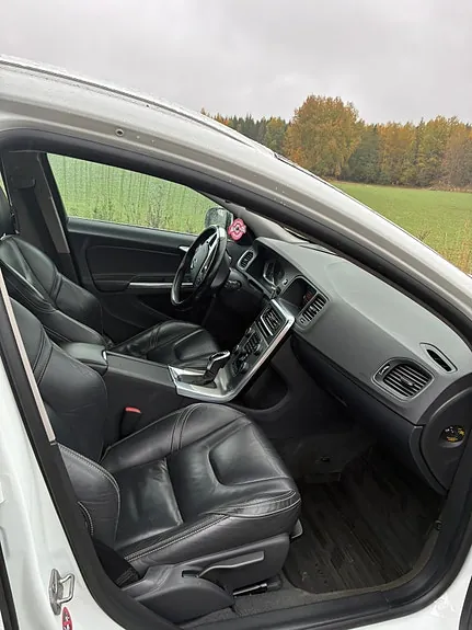 Volvo V60 2014 photo 5