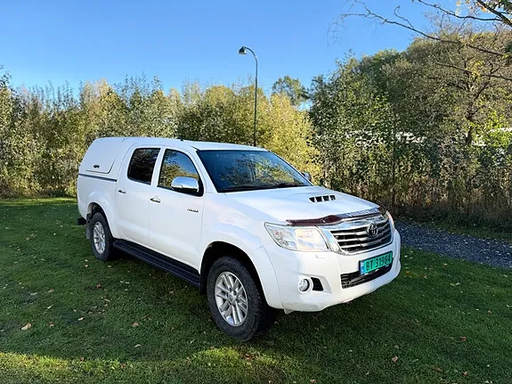 Toyota Hilux 2015 photo 3
