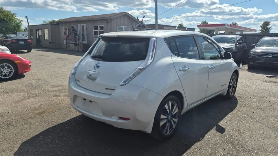 Nissan Leaf 2016 photo 5