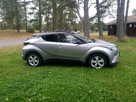 Toyota C-Hr 2019 photo 3