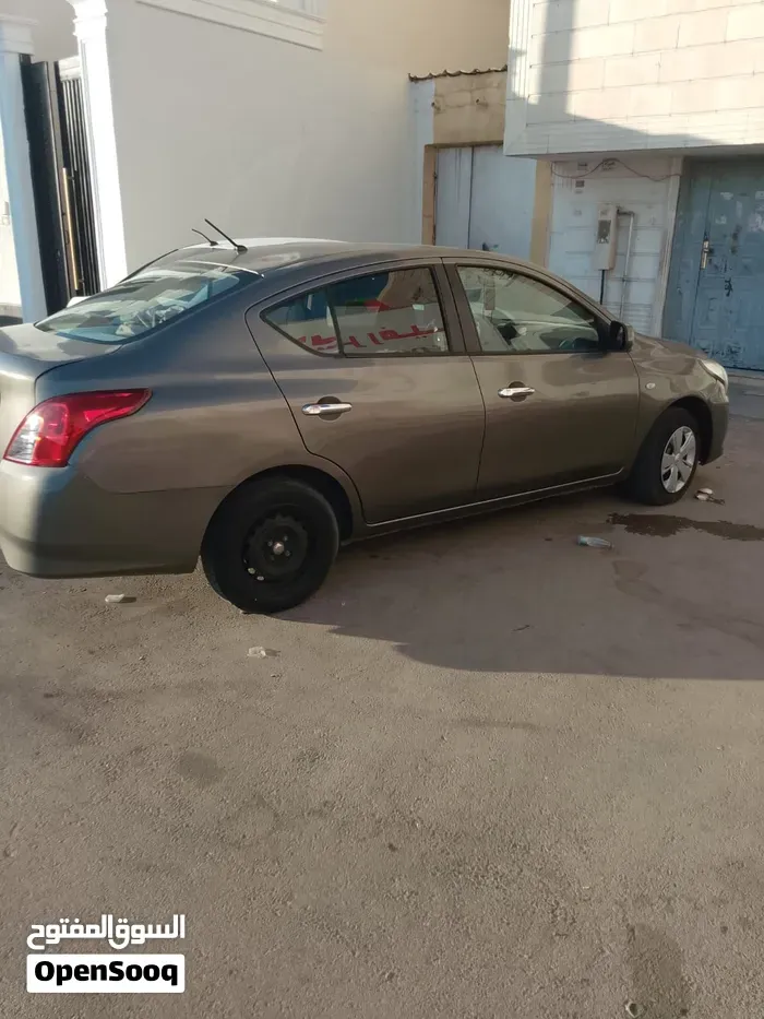 Nissan Sunny 2016 photo 4