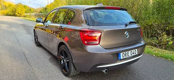 BMW 118D 2013 photo 2