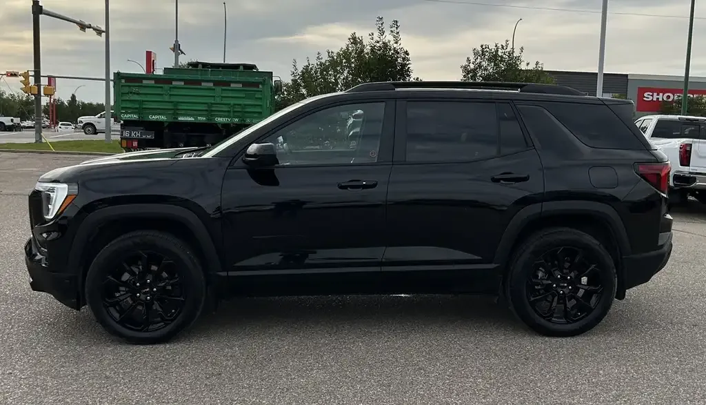 GMC Terrain 2026 photo 2
