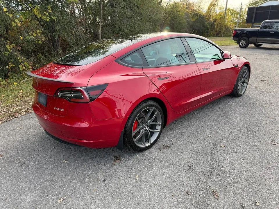 Tesla Model 3 2022 photo 5