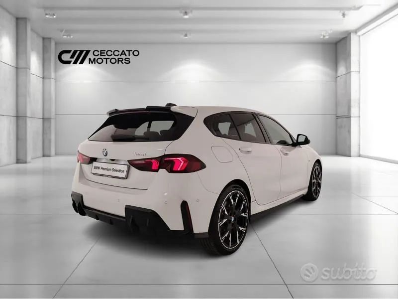 BMW 1 Series 2025 photo 4