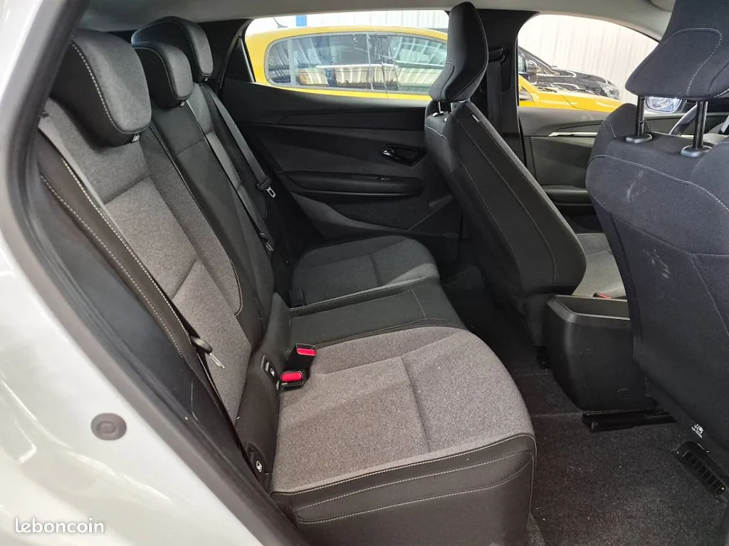Renault Megane 2023 photo 3